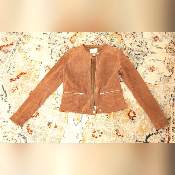 Leather jacket - Picture 1 of 9